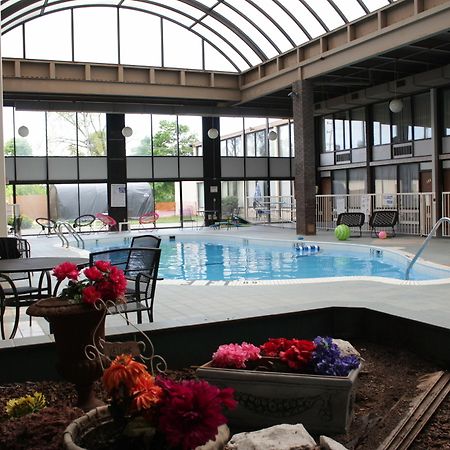 Newark Garden Finger Lakes Hotel Bagian luar foto