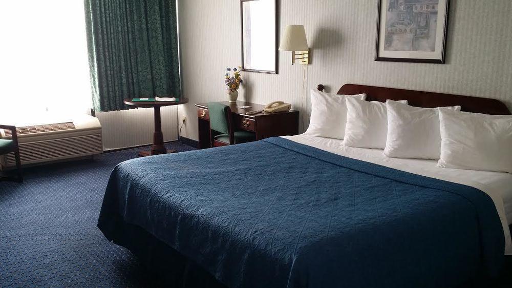 Newark Garden Finger Lakes Hotel Bagian luar foto